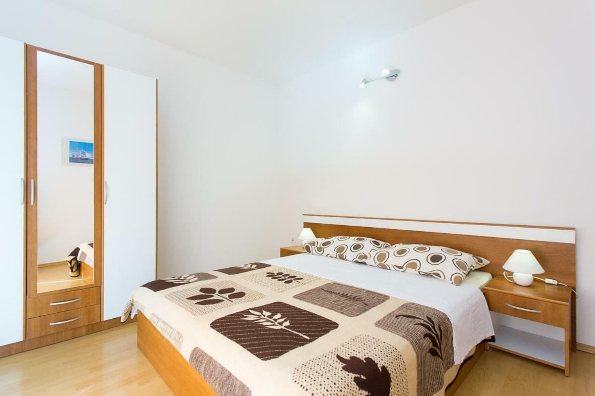 Adria Punat Apartments Екстер'єр фото