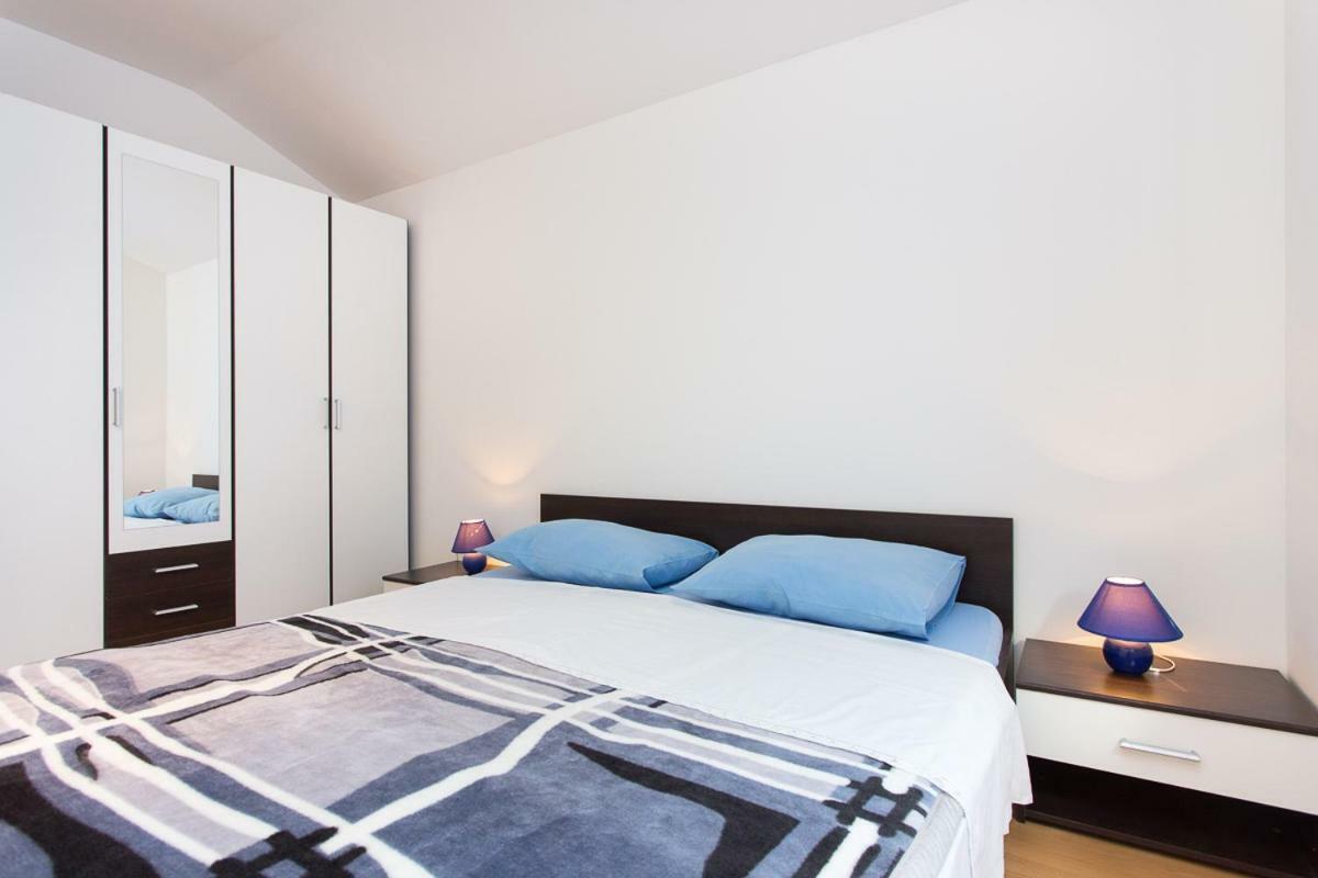 Adria Punat Apartments Екстер'єр фото