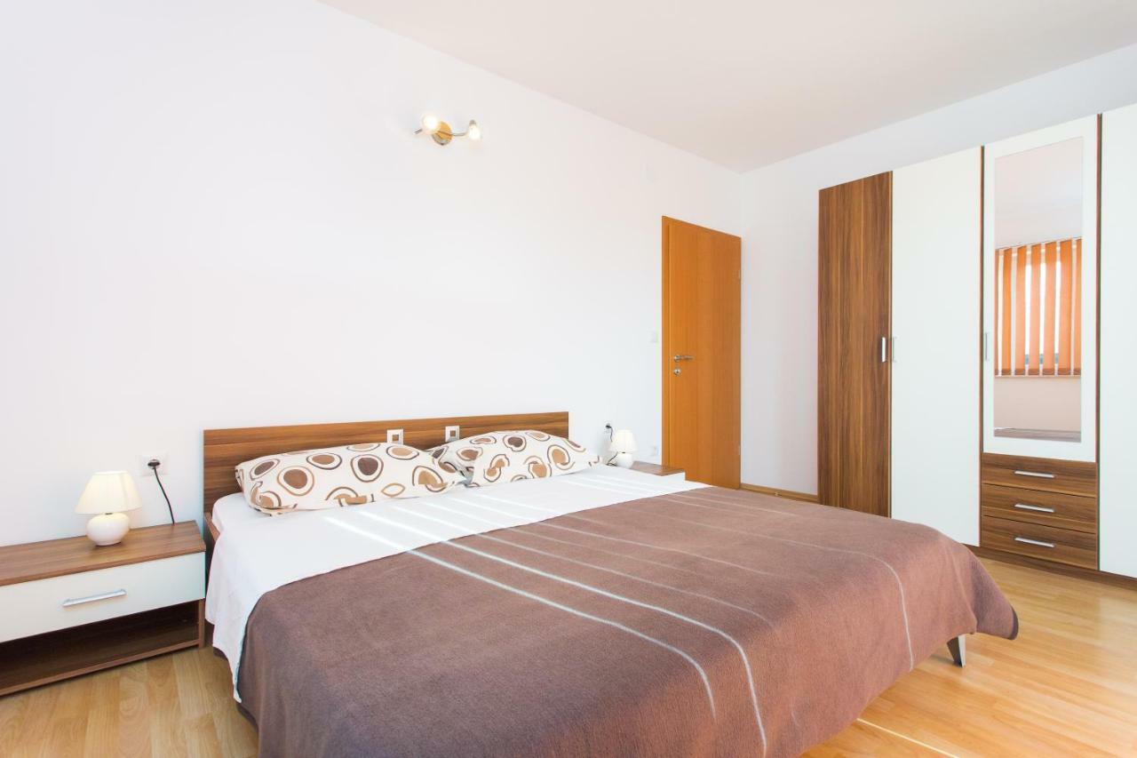 Adria Punat Apartments Екстер'єр фото